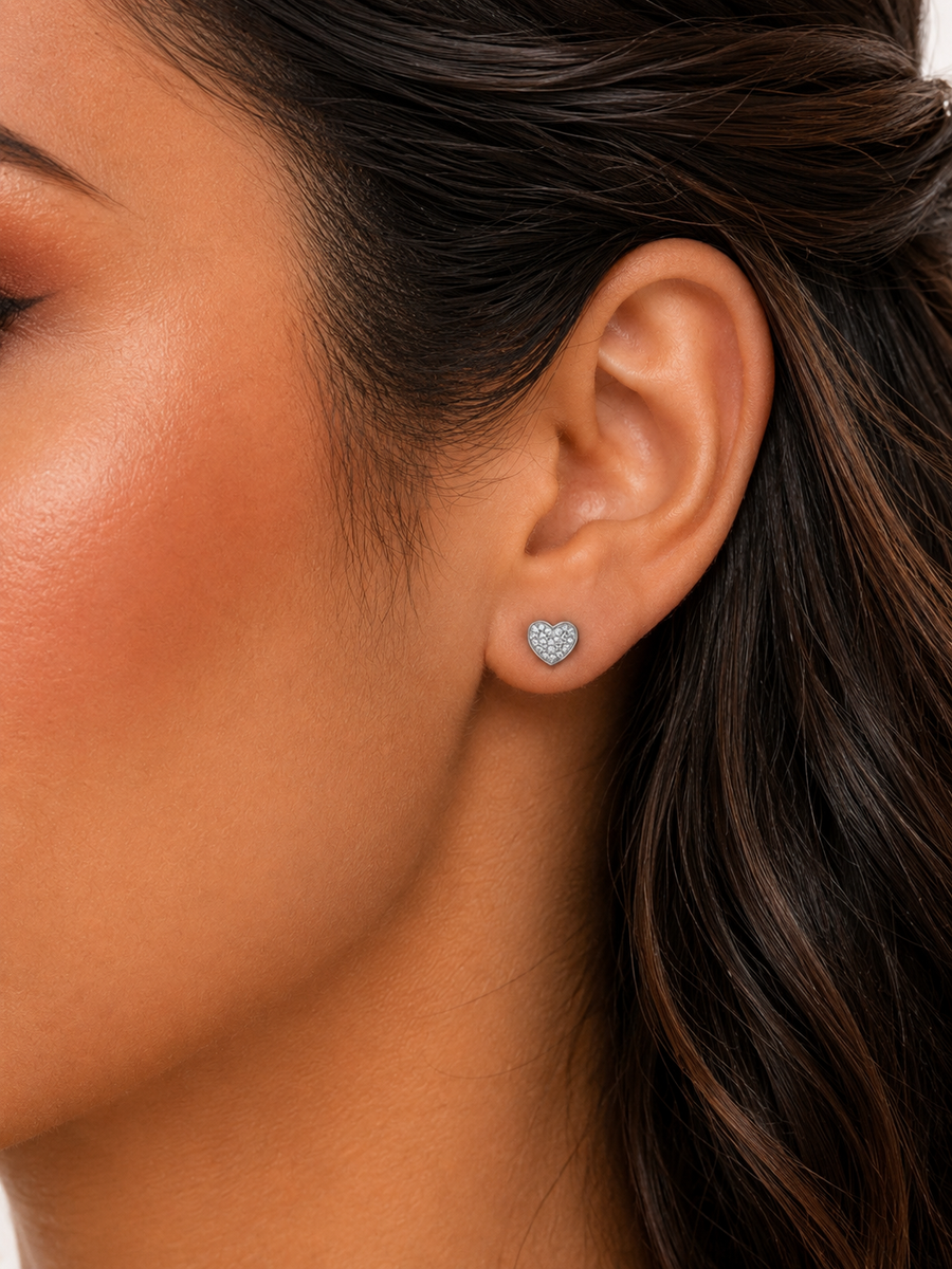 Amour Étoilé Heart Stud Earrings