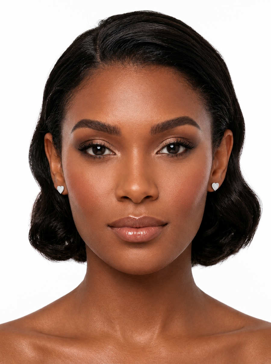 Amour Lumière Pavé Heart Stud Earrings