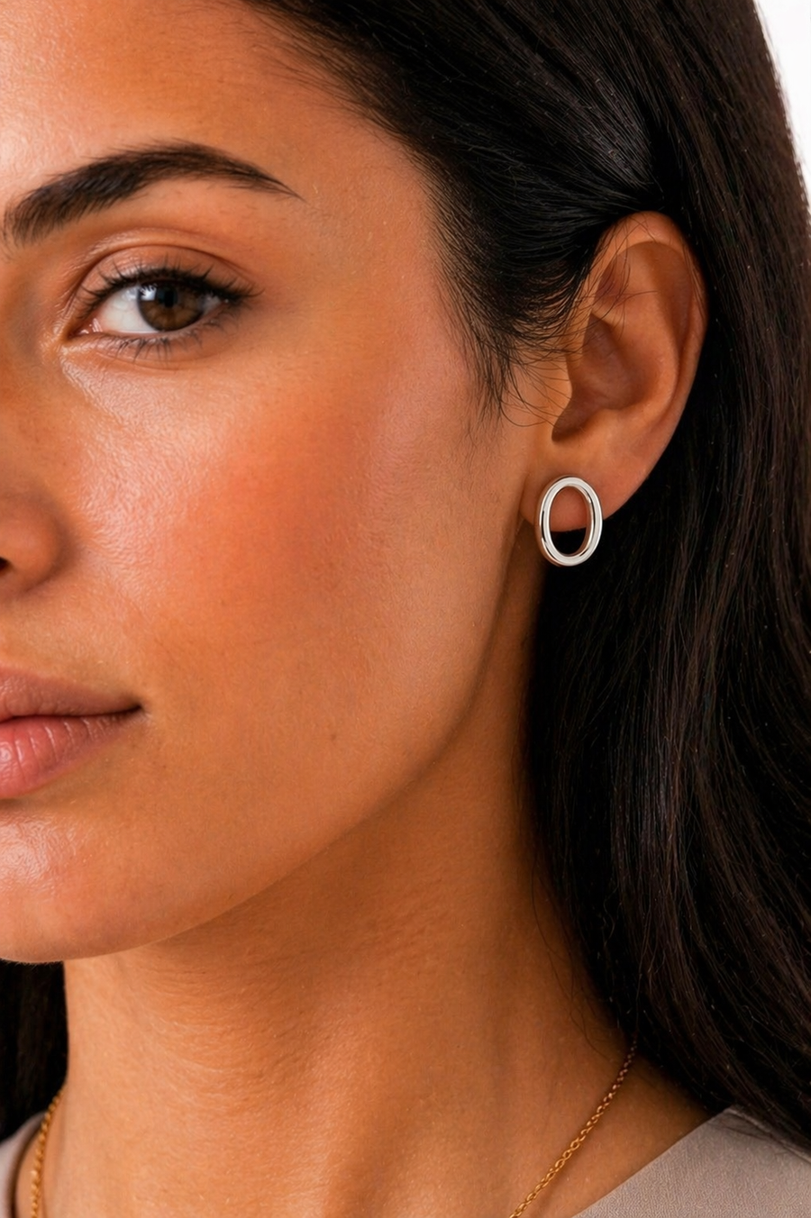Aurélie Oval Stud Earrings