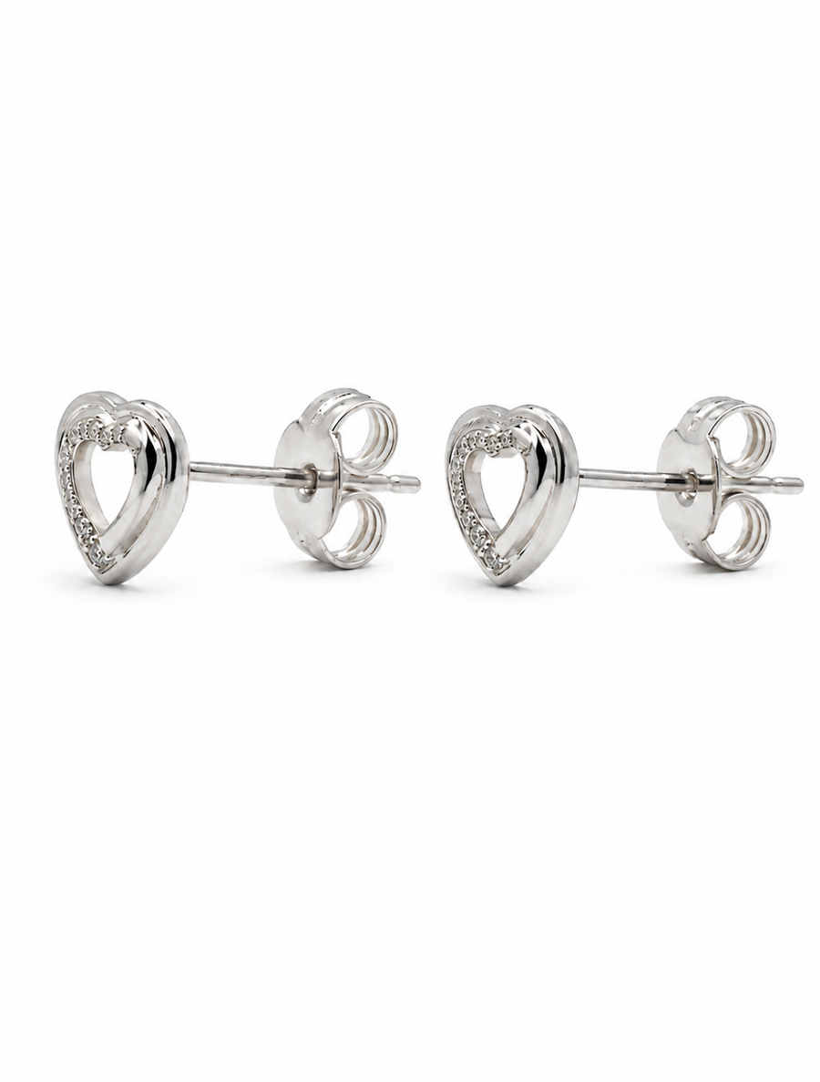 Cœur Lumière Heart Stud Earrings