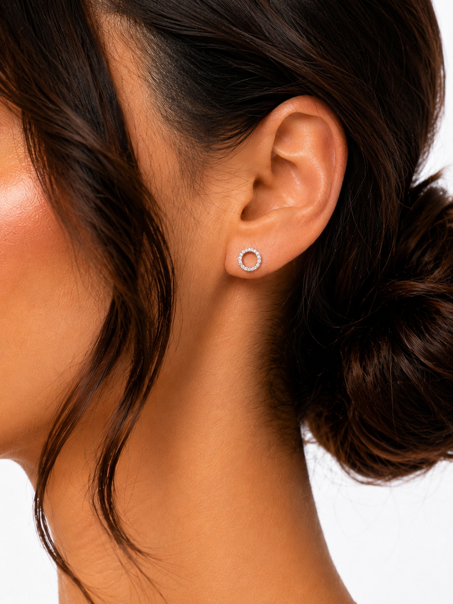 Éclat de Lune Circle Stud Earrings