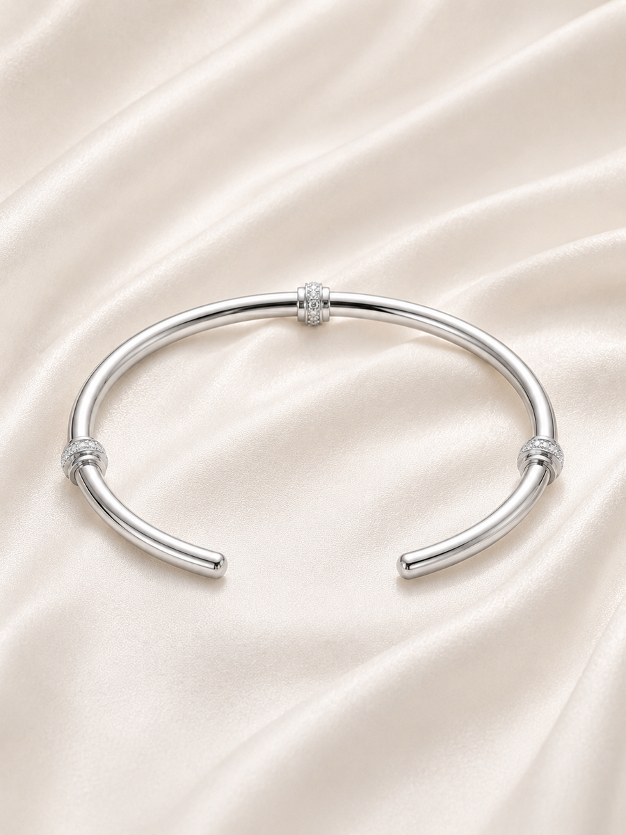 Étoile de Minuit Crystal Bangle