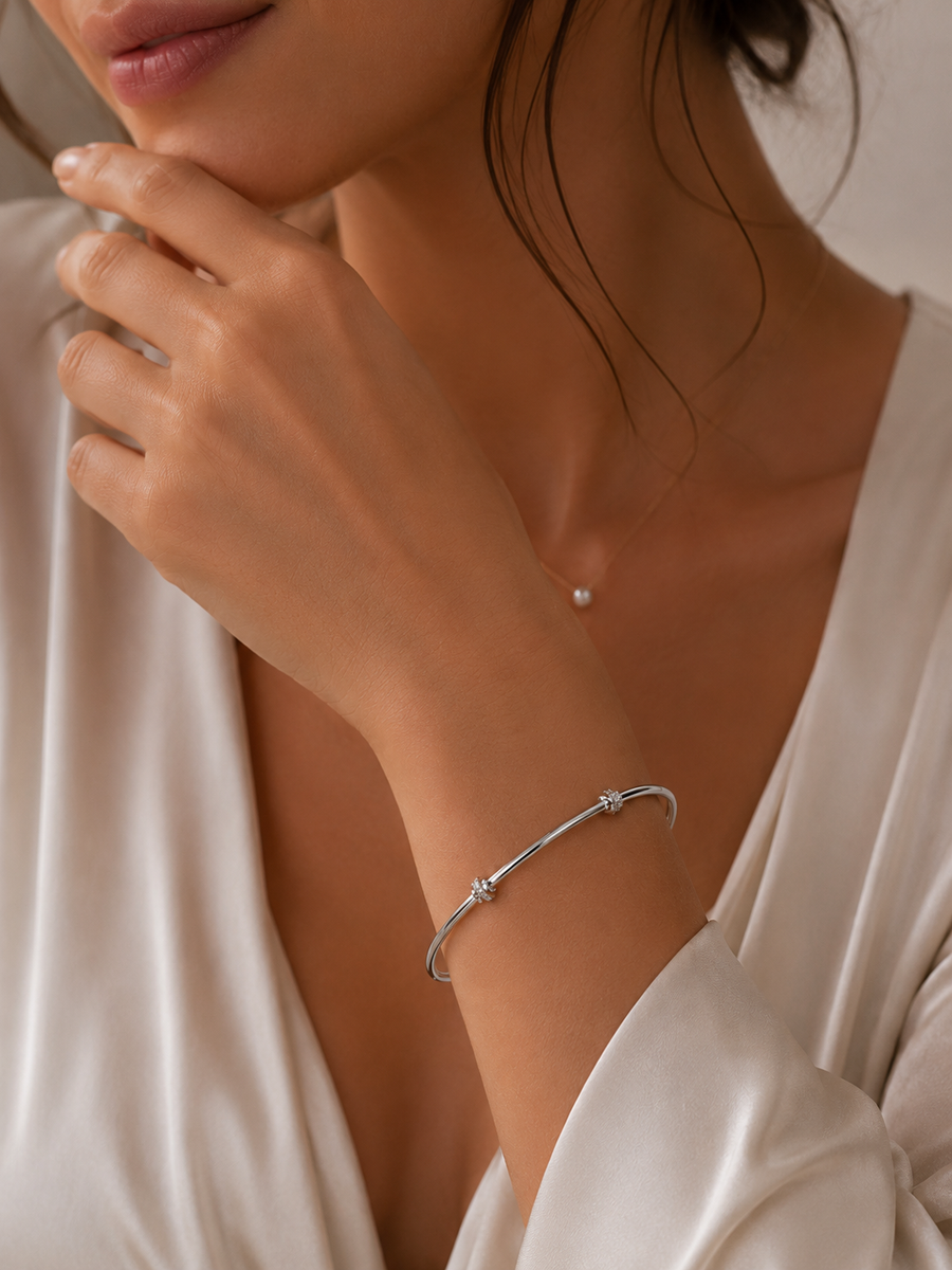 Étoile de Minuit Crystal Bangle