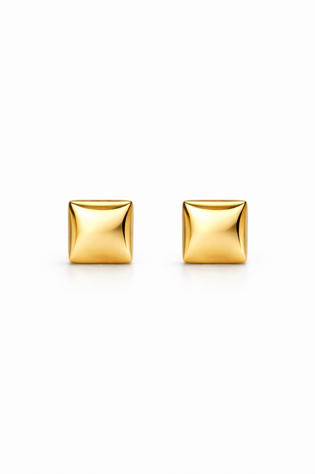 Luna Curve Stud Earrings