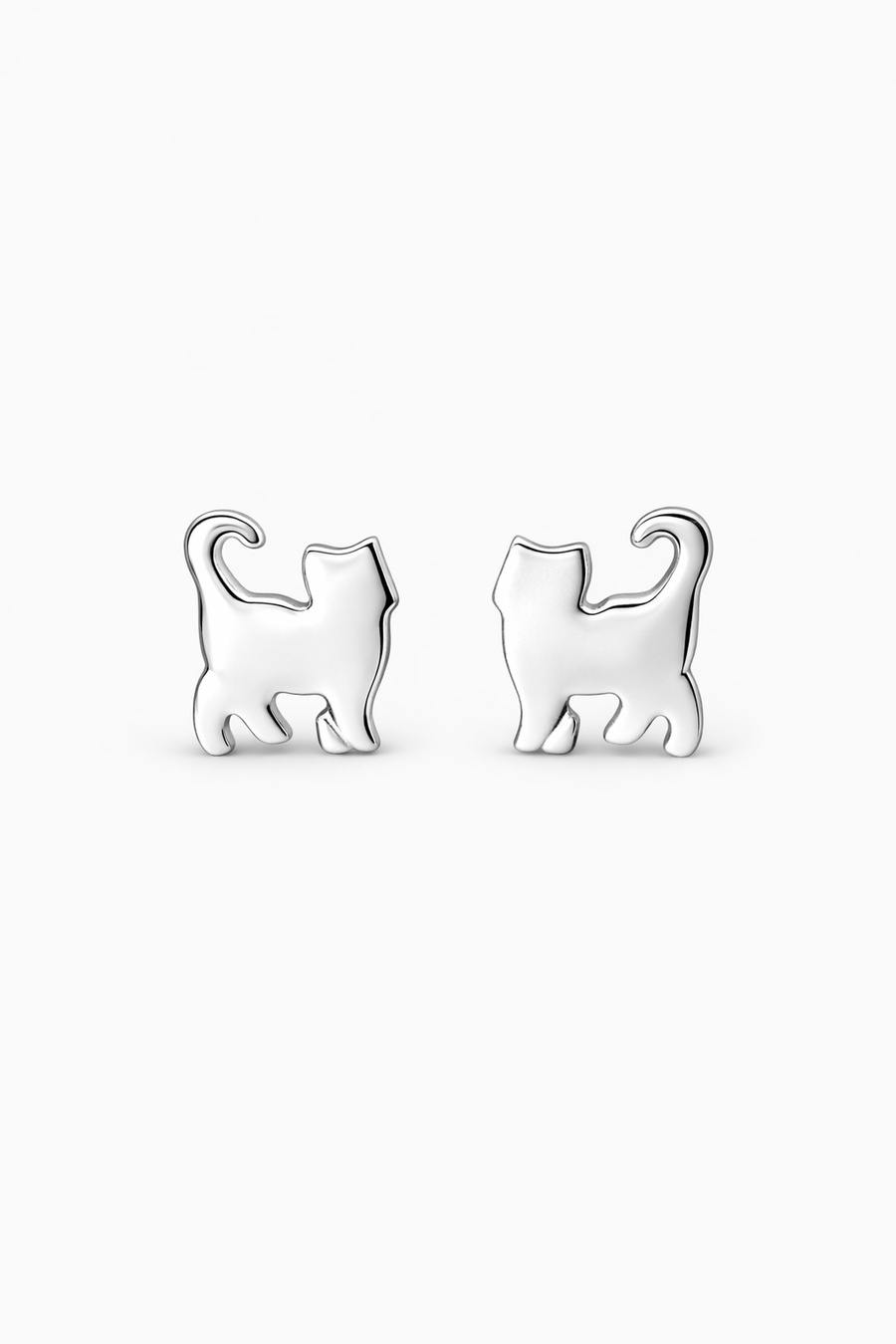 Minou Chic Cat Stud Earrings
