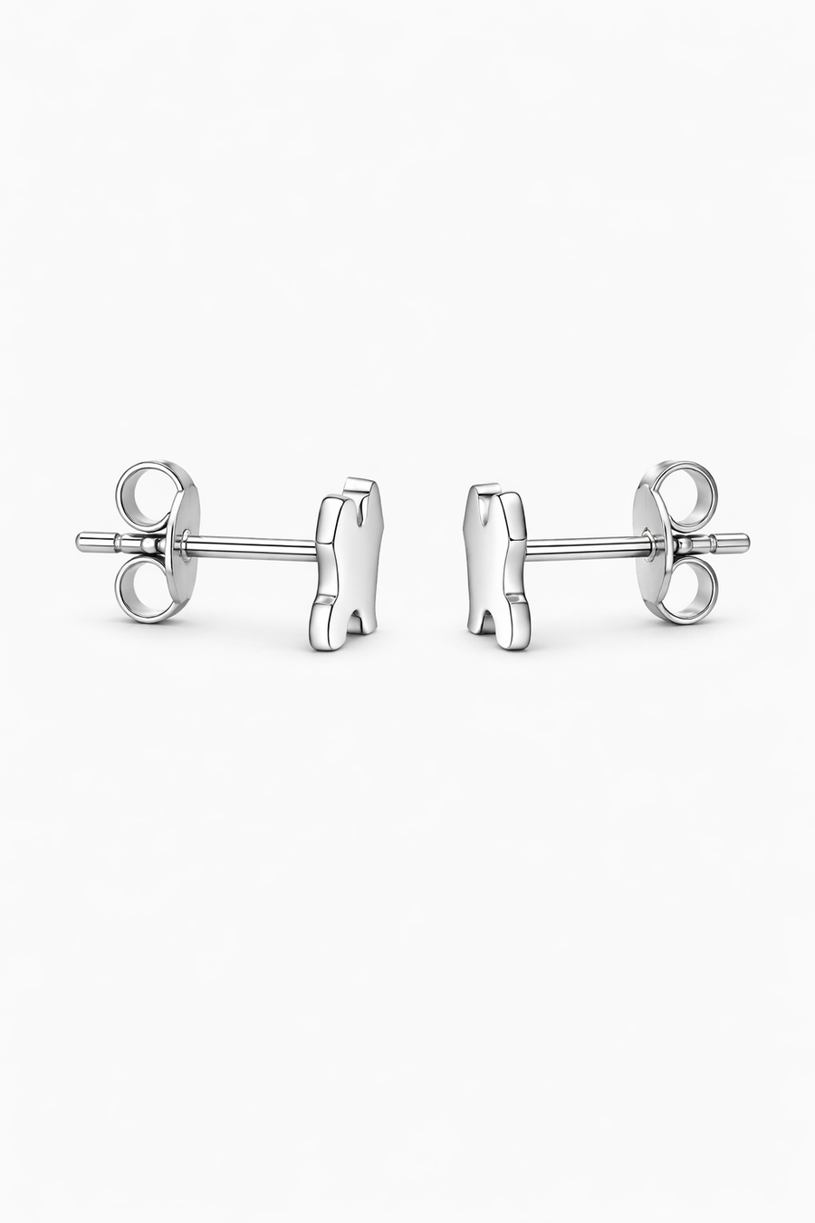Minou Chic Cat Stud Earrings